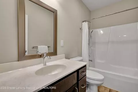 412 E Washington St, Dimondale, MI 48821 photo 27