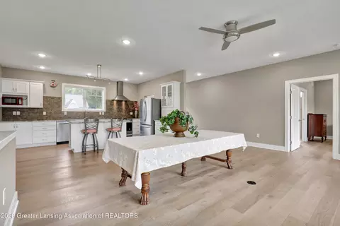 412 E Washington St, Dimondale, MI 48821 photo 7