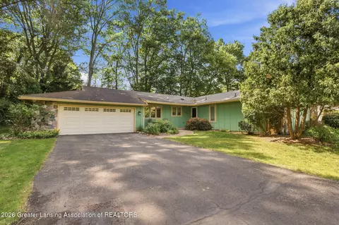 4763 Mohican Ln, Okemos, MI 48864