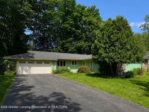 4763 Mohican Ln, Okemos, MI 48864