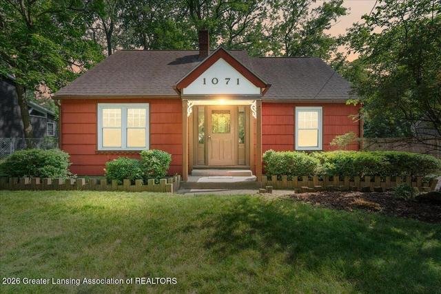 1071 Lilac Ave, East Lansing, MI 48823