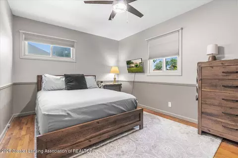 Bedroom - 3229 Timber Dr, Lansing, MI 48917 photo 3 of 5