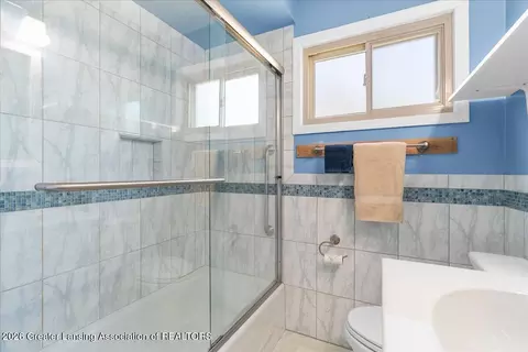 Bath - 3229 Timber Dr, Lansing, MI 48917 photo 2 of 3