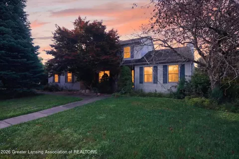 1365 Silkwood Dr, Okemos, MI 48864