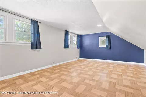 610 E Center St, Ithaca, MI 48847 photo 7