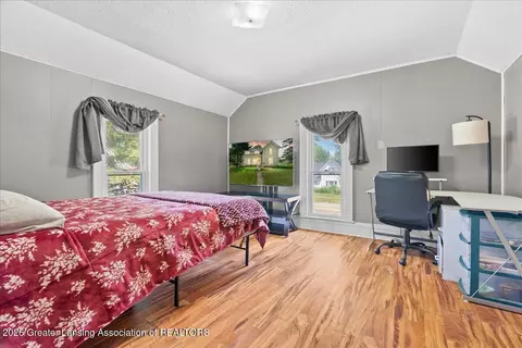 610 E Center St, Ithaca, MI 48847 photo 9