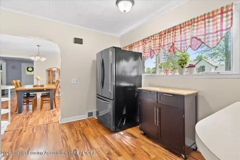 610 E Center St, Ithaca, MI 48847 photo 17
