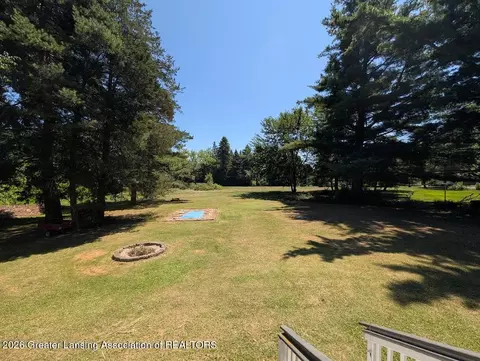 Exterior - 1033 W Round Lake Rd, Dewitt, MI 48820 photo 6 of 6
