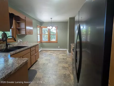 Kitchen - 1033 W Round Lake Rd, Dewitt, MI 48820 photo 1 of 4