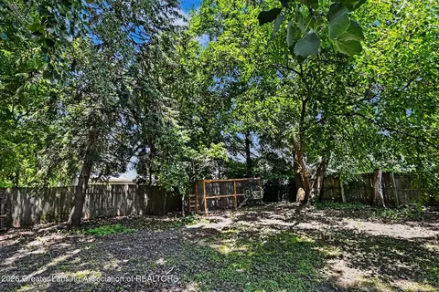 Exterior - 915 E Cesar E Chavez Ave, Lansing, MI 48906 photo 4 of 4