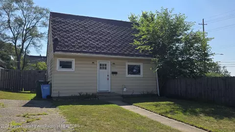 1033 Raider St, Lansing, MI 48912