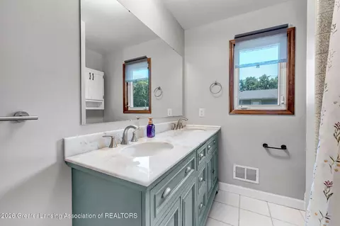 Bath - 1225 Sandhill Dr, Dewitt, MI 48820 photo 1 of 4