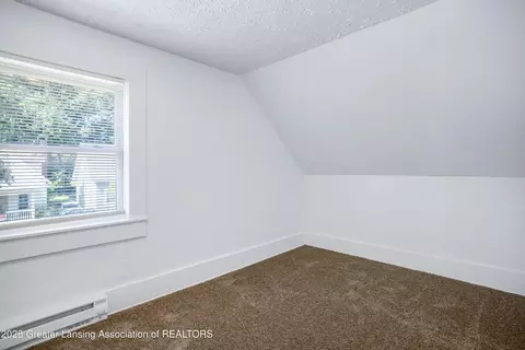 1102 Persons Ct, Lansing, MI 48906 photo 26
