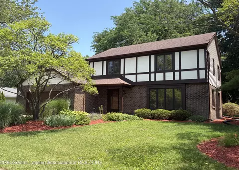 6030 Horizon Dr, East Lansing, MI 48823