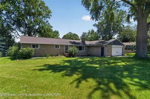 2578 Pine Tree Rd, Holt, MI 48842