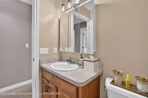 Bath - 6072 N Canal Rd, Dimondale, MI 48821 photo 2 of 4