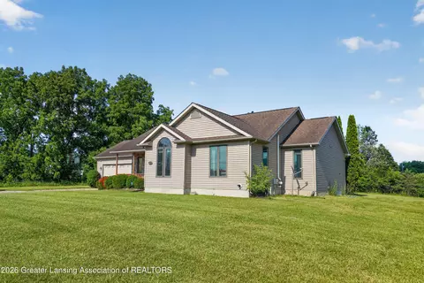 Exterior - 6072 N Canal Rd, Dimondale, MI 48821 photo 8 of 9