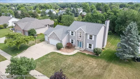 3397 Hidden Ridge Dr, Dewitt, MI 48820 photo 2