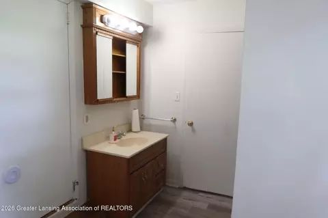 Bath - 6480 E Tomah Rd, Mount Pleasant, MI 48858 photo 1 of 1