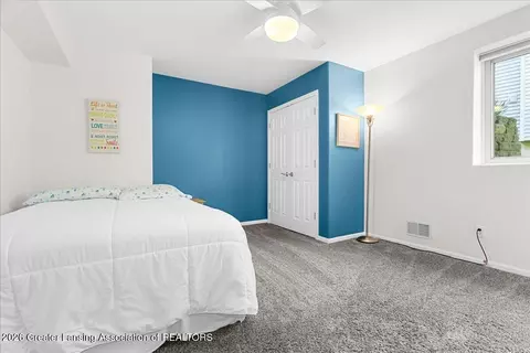 Bedroom - 16940 Cedarbrook Dr, Haslett, MI 48840 photo 3 of 5
