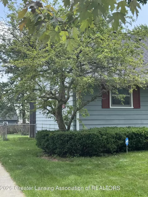 Exterior - 4901 Alpha St, Lansing, MI 48910 photo 3 of 5