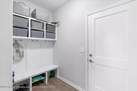 Entry Way - 5651 Copper Creek Dr, Haslett, MI 48840 photo 5 of 9