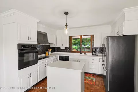 Kitchen - 12196 Center Rd, Bath, MI 48808 photo 1 of 1