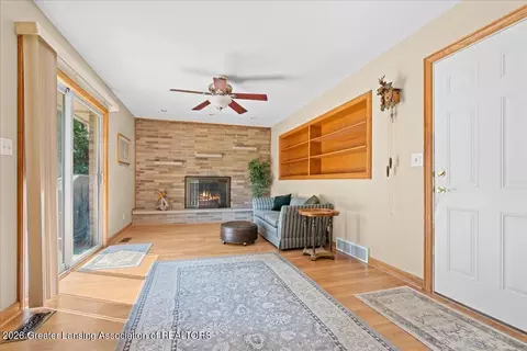 Living - 6832 E Galway Cir, Dimondale, MI 48821 photo 1 of 1