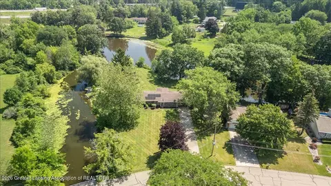 View/Area - 6832 E Galway Cir, Dimondale, MI 48821 photo 1 of 8