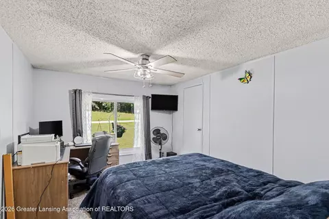 Bedroom - 8995 River Park Rd, Jackson, MI 49201 photo 4 of 4