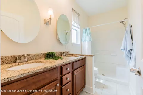 Bath - 5167 E Hawk Hollow Dr, Bath, MI 48808 photo 1 of 4