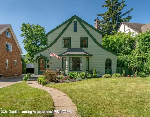 1041 W Grand River Ave, East Lansing, MI 48823