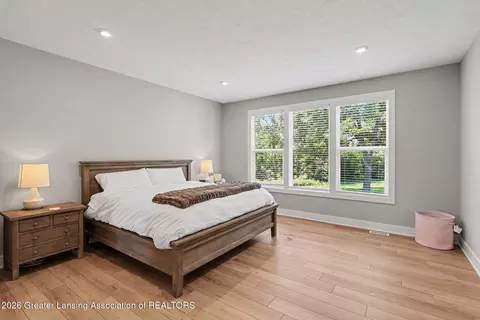 Bedroom - 9635 Tobermory Dr, Haslett, MI 48840 photo 1 of 9
