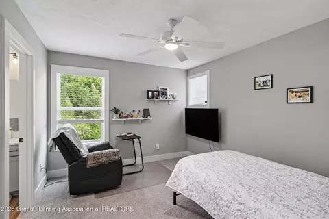 Bedroom - 9635 Tobermory Dr, Haslett, MI 48840 photo 7 of 9