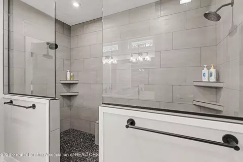 Bath - 9635 Tobermory Dr, Haslett, MI 48840 photo 2 of 4