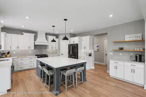 Kitchen - 9635 Tobermory Dr, Haslett, MI 48840 photo 1 of 3
