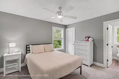 Bedroom - 9635 Tobermory Dr, Haslett, MI 48840 photo 5 of 9