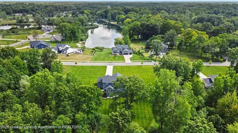 View/Area - 9635 Tobermory Dr, Haslett, MI 48840 photo 2 of 4