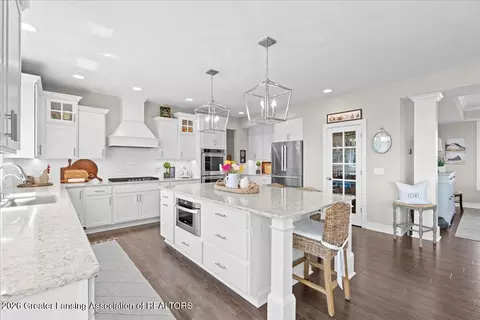 Kitchen - 4965 W Herbison Rd, Dewitt, MI 48820 photo 2 of 5