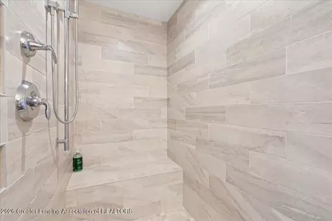 Bath - 4965 W Herbison Rd, Dewitt, MI 48820 photo 4 of 5
