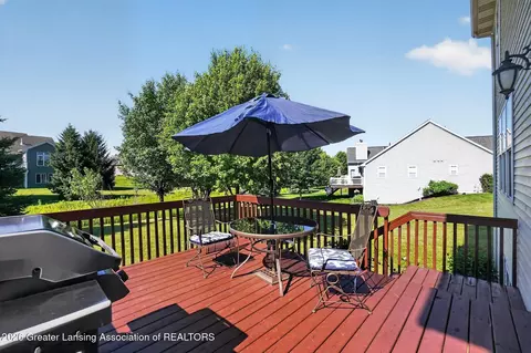 Exterior - 1241 Lobelia Ln, Dewitt, MI 48820 photo 5 of 10