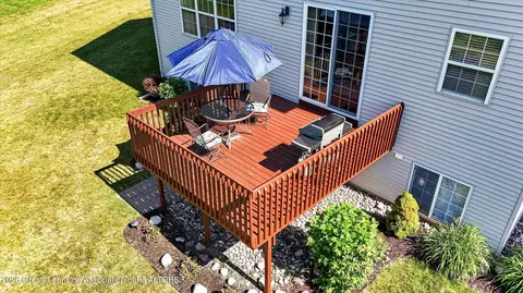 Exterior - 1241 Lobelia Ln, Dewitt, MI 48820 photo 6 of 10