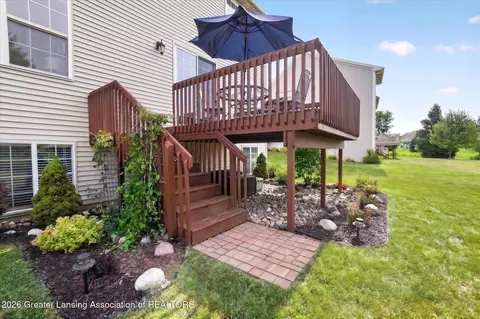 Exterior - 1241 Lobelia Ln, Dewitt, MI 48820 photo 4 of 10