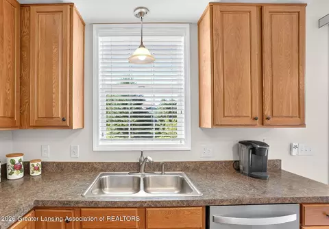 Kitchen - 1241 Lobelia Ln, Dewitt, MI 48820 photo 4 of 4