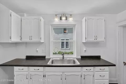 Kitchen - 820 Fleming Ave, Jackson, MI 49202 photo 1 of 1