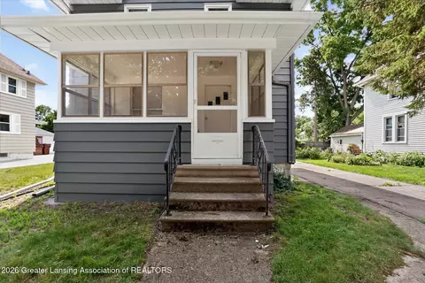 Exterior - 820 Fleming Ave, Jackson, MI 49202 photo 5 of 13