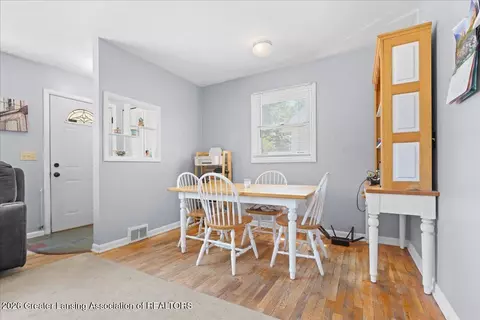 Dining - 925 Mitchell Ave, Lansing, MI 48917 photo 1 of 1