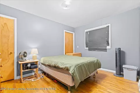 Bedroom - 925 Mitchell Ave, Lansing, MI 48917 photo 3 of 3