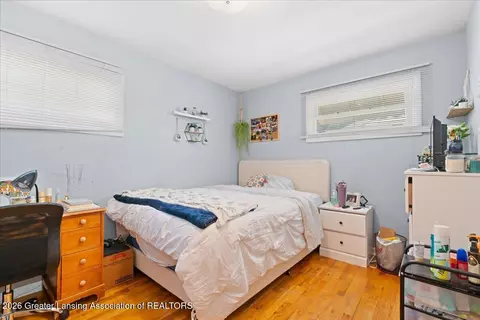 Bedroom - 925 Mitchell Ave, Lansing, MI 48917 photo 2 of 3
