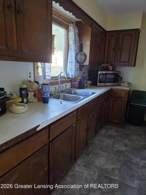 Kitchen - 2202 N Eifert Rd, Holt, MI 48842 photo 1 of 1